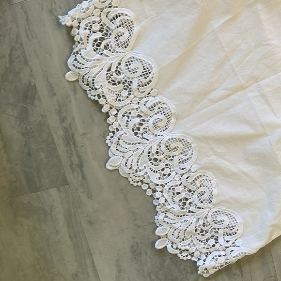 Banana Republic Tank top 100% cotton +lace border hemline bright white size XS - Picture 12 of 14